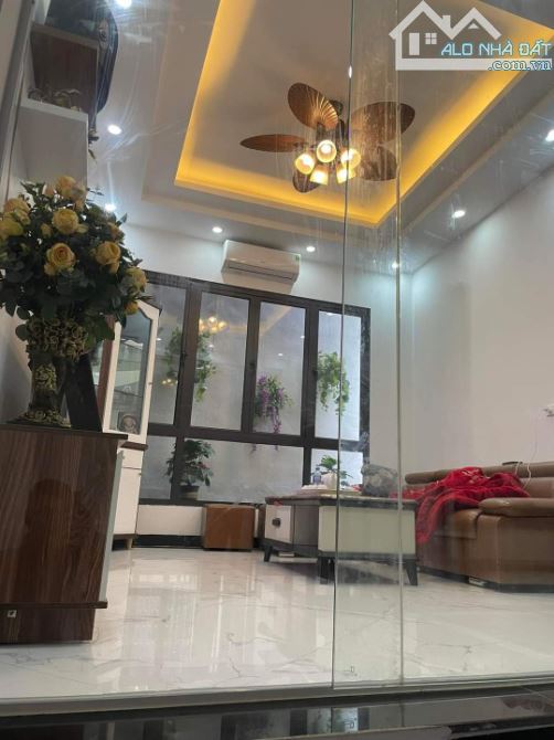 Cực hiếm!! nhà mặt ngõ cuối phố Trịnh Văn Bô, Xuân Phương, 37M 5 Tầng, gara ô tô - 2