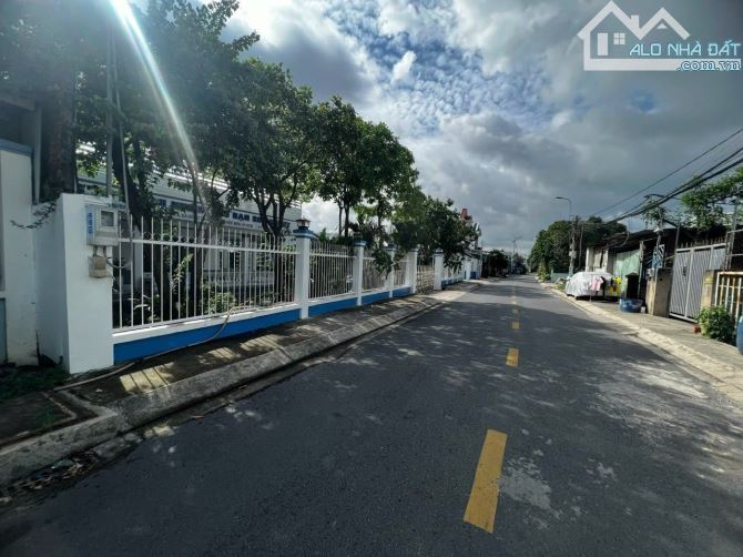Bán Xưởng đang hoạt động, gần 1000m2, Mt Thạnh Xuân 22, Quận 12 chỉ 22 tỷ TL - 2