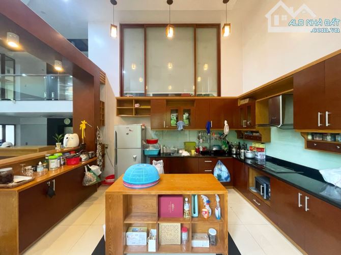 Biệt Thự 5 tầng thang máy tuyến 2 Lê Hồng Phong (425m2; 36 tỷ) - 2