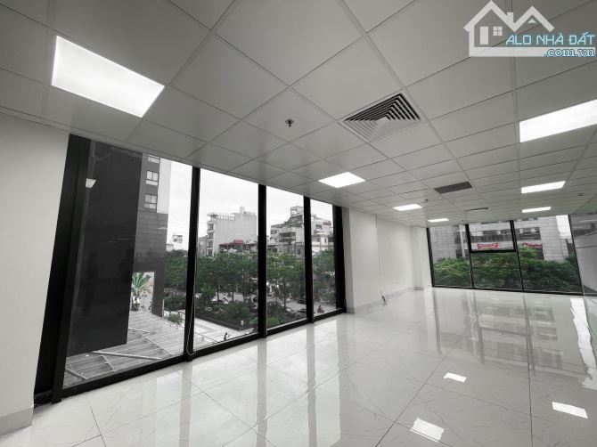 Cho thuê văn phòng tại Five Star Kim Giang, 130 m2, Giá Rất cạnh Tranh - 3