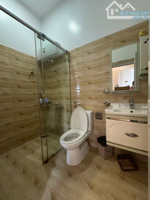 Bán Villa Hẻm ô tô lớn đường Mai Anh Đào, Phường 8, Đà Lạt - 3