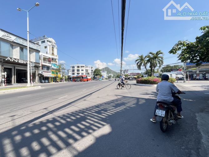 Bán đất mặt tiền kinh doanh đường 2/4 Vĩnh Hải Nha Trang giá đầu tư cực rẻ - 3