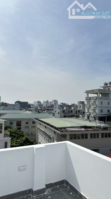 Bán Nhà Nguyễn Văn Cừ Long Biên 40m 7 tầng Lô góc, Gara , thang máy - 3