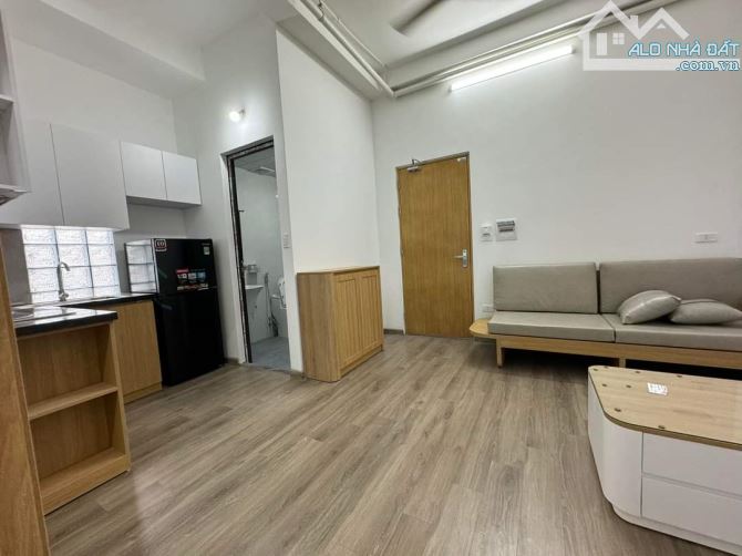 BÁN TOÀ APATMENT CAO CẤP PHỐ THÀNH THÁI DT 100M 9 TẦNG 34 TỶ DOANH THU 3 TỶ/NĂM