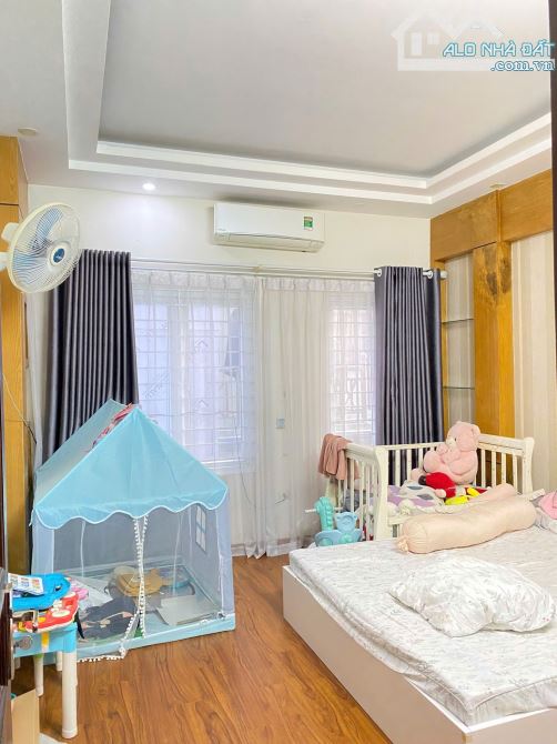 TRẦN DUY HƯNG 44M2x5TẦNG MT3,9M 7PN GẦN Ô TÔ TRƯỚC NHÀ RỘNG 3M NHÀ ĐẸP Ở NGAY - 4