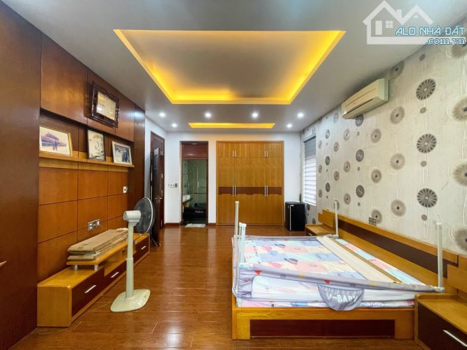 Biệt Thự 5 tầng thang máy tuyến 2 Lê Hồng Phong (425m2; 36 tỷ) - 4