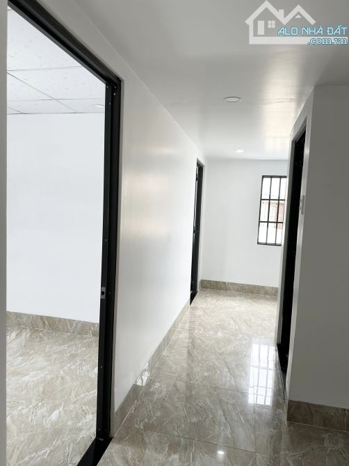 Ngộp ngộp ! Cần bán gấp nhà cấp 4 ( 70m2 , sổ hồng riêng ) , đường Bà Điểm 5  giá 730tr - 5