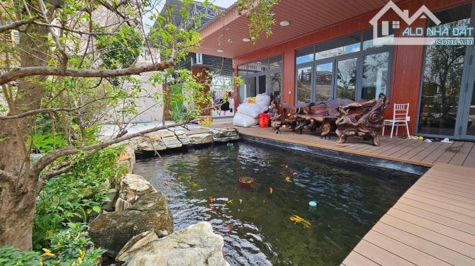 Biệt thự mặt tiền 6100m2 thổ cư. Nội thất gỗ xa hoa hiện đại - 5