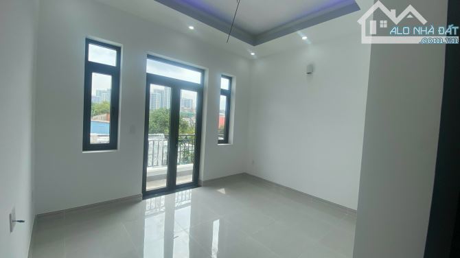 Bán nhà 4 lầu 5PN ngay đg Gò Cát, pHú Hữu giá mềm SHR - 5