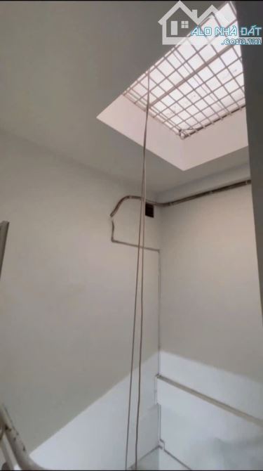 Bán nhà Âu Dương Lân, 46m2, ngang 4m, sổ hồng riêng, vào ở ngay, 4 tầng, nhỉnh 4 tỷ - 6