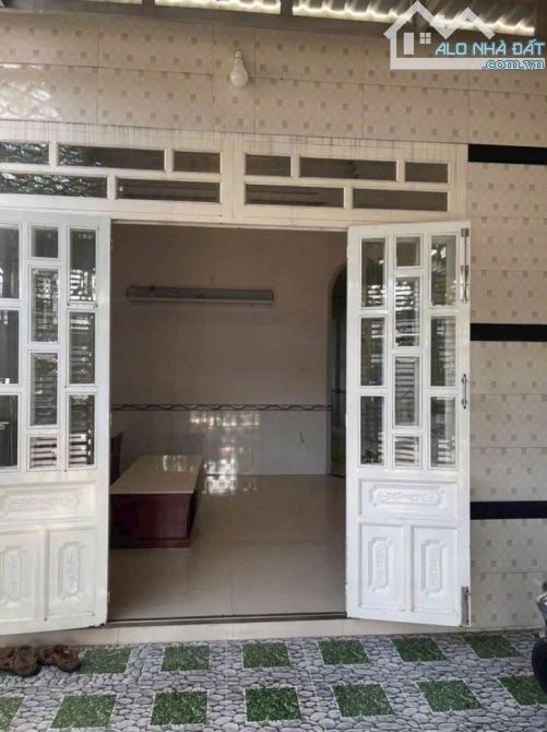 700TRIỆU SANG TÊN căn nhà cấp 4 ngay Tân Hiệp,Hóc Môn, đúng giá đúng vị trí liên hệ em Thư - 6