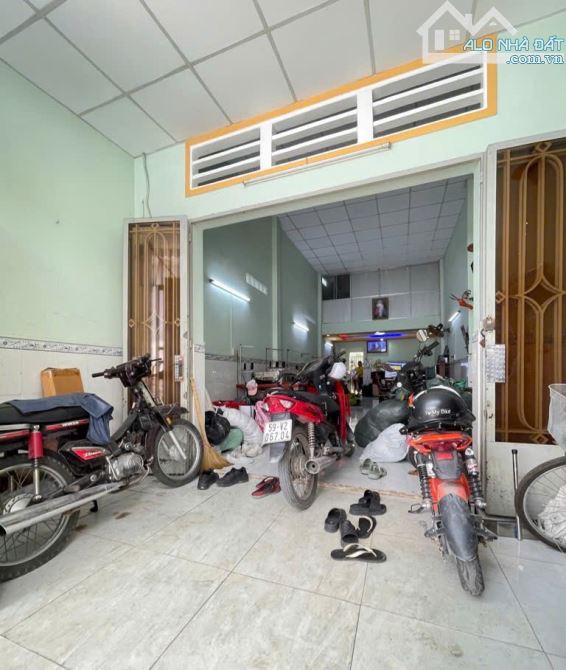 CHỦ BÁN GẤP 🏘 C4 __1 CĂN RA HẺM XE TẢI -- GẦN CHỢ NGUYỄN VĂN QUÁ SẦM UẤT - 72M2 - 6