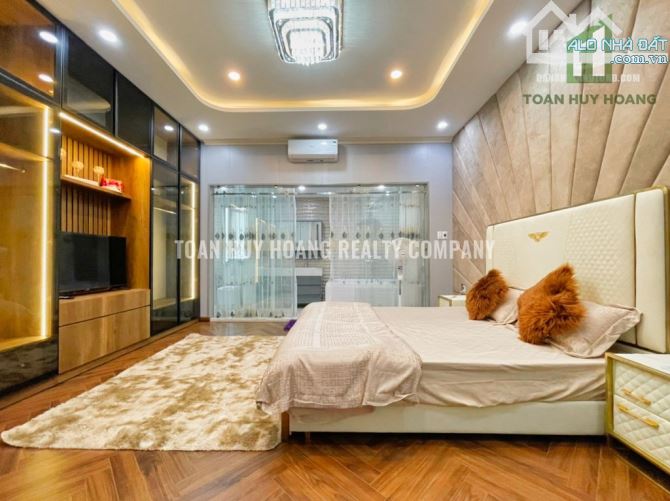 Nhà 4 phòng ngủ hiện đại khu Hòa Xuân - D055 - 8