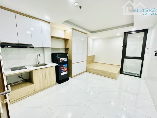 Hồ Tùng Mậu , 50m2 , 5 tầng , 6p , kinh doanh , ôtô qua nhà , 12,5tỷ