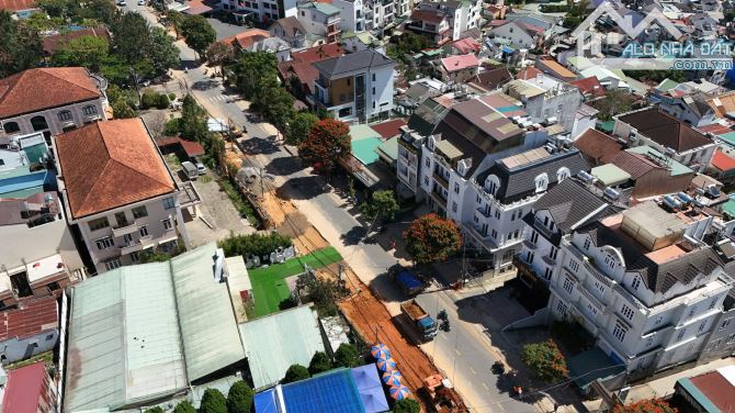 VỊ TRÍ VÀNG đất lớn mặt tiền Lê Hồng Phong Đà Lạt gần Sammy Hotel lộ giới 20m