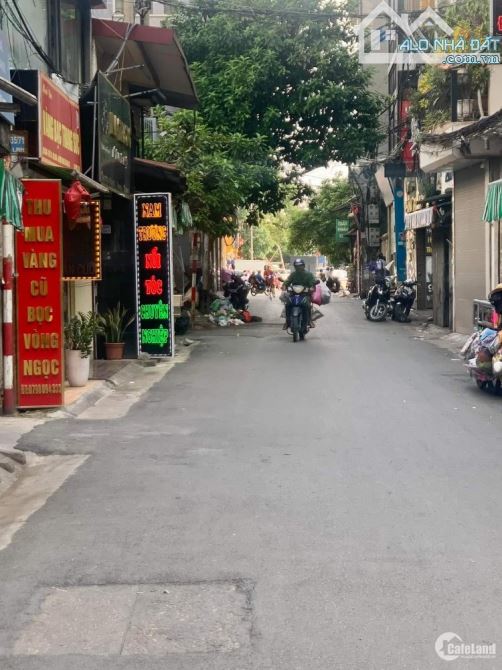 {20M MP]BÁN ĐẤT NGUYỄN HOÀNG TÔN 130m2- MT 6m-PL OTO TRÁNH GIÁ 25 TỶ8,SỔ ĐỎ ĐẸP