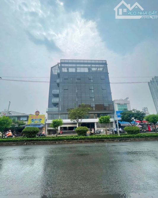 bán tòa nhà ~ 2.000m2 sàn mặt tiền Nguyễn Thị Thập, P. Tân Hưng, Q7 đối diện Lotte Mart