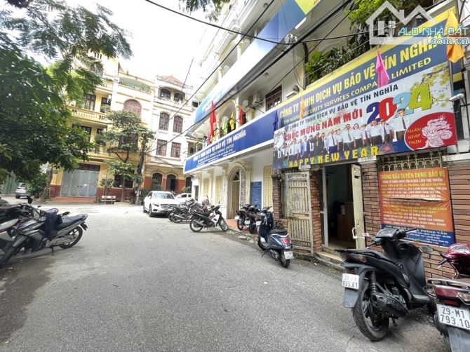 BÁN NHÀ NGUYỄN KHANG- Ô TÔ - 52M2, 7 TẦNG THANG MÁY- CHO THUÊ 30 TRIỆU/ THÁNG_ GIÁ 12.8 TỶ