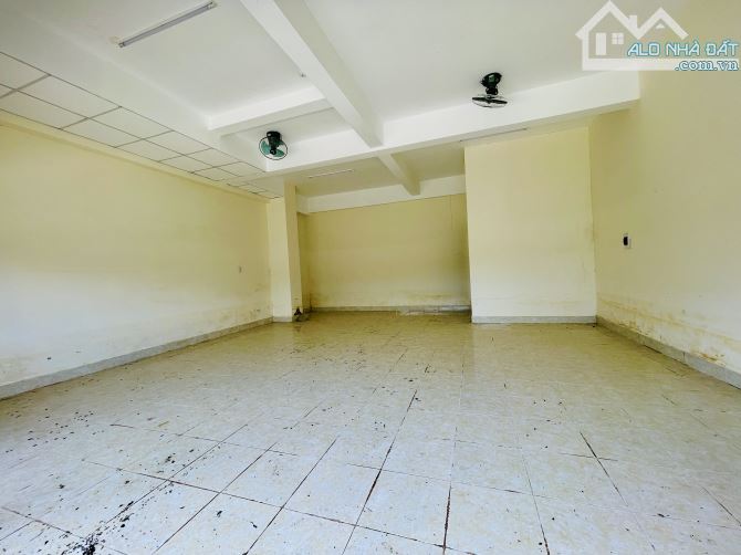 🕋🕋 Bán mặt tiền tầng 1 chung cư Xuân Phú, Huế giá rẻ
