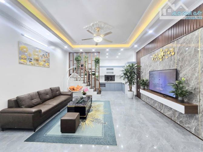 Liên Ninh Thanh Trì bann nhà 4 tầng 40m2 mt trên 4m Mới 100% NHỈNH 4 tỷ - 1