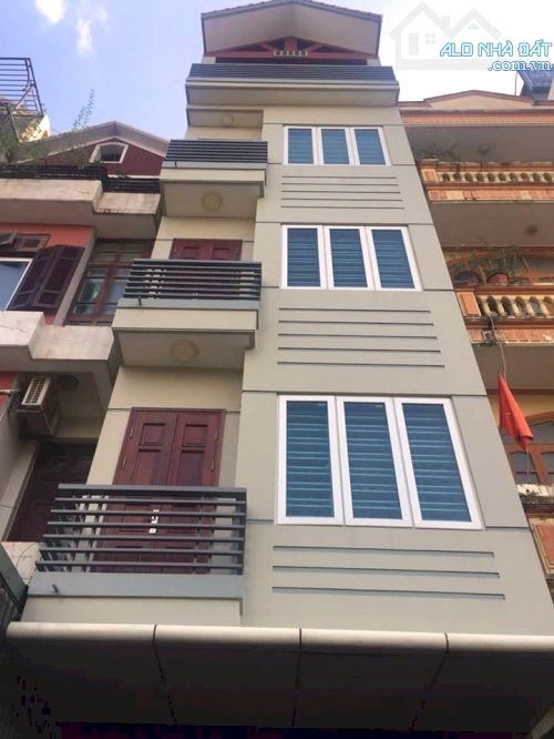 Bán nhà mặt phố tại Giang Biên, DT 100m2, 5T, Kinh Doanh, chỉ 22 tỷ. - 1