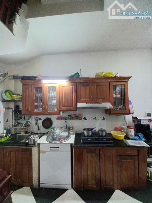 Bán nhà Hưng Phúc 36m 5 t 10m ô tô tránh ngõ thông tiện ích sẵn có giá 6.2 tỷ - 1