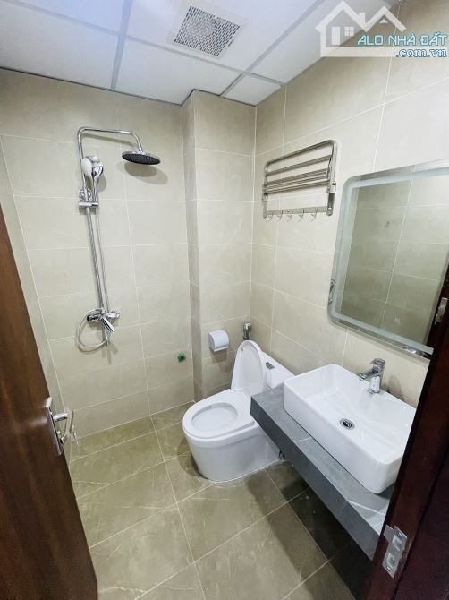 PHƯƠNG LIỆT -  1 MẶT PHỐ 2 VỈA HÈ - Ô TÔ TRÁNH VỈA HÈ 75m2 8T MT8m - 1