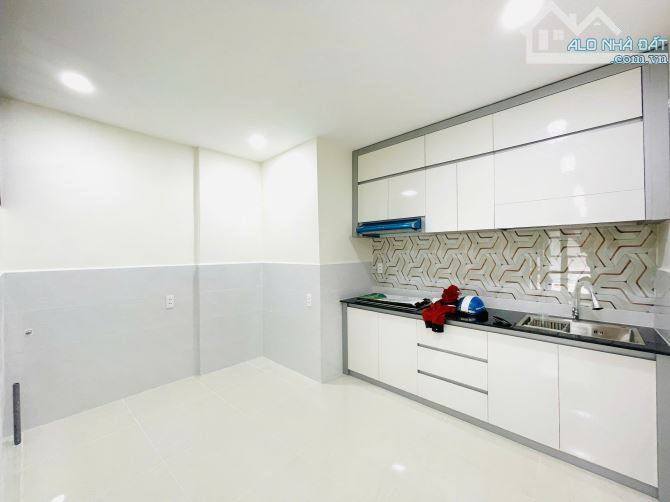 💥 SP NHÀ MỚI Ở LIỀN NGUYỄN ĐÌNH CHIỂU + CMT8 - CHỈ NHỈNH 6 TỶ - 2