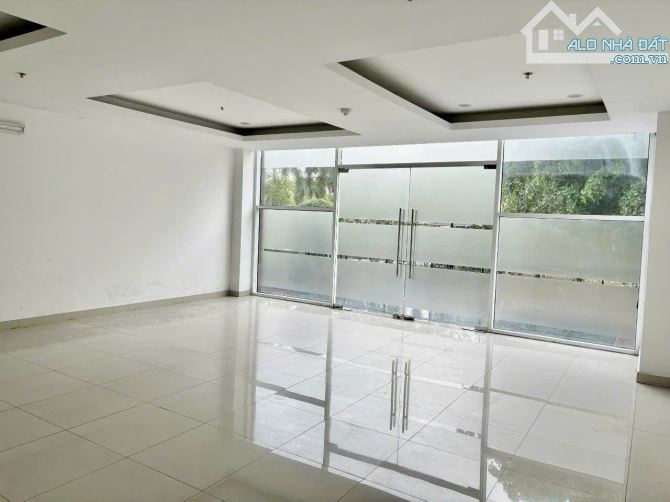 CHO THUÊ SHOPHOUSE CHUNG CƯ 130m2 tại Thủ Dầu Một Bình Dương - 2