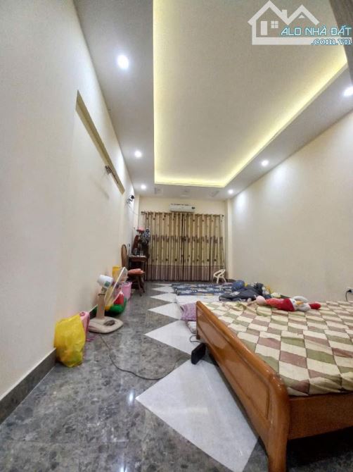 Bán nhà Hưng Phúc 36m 5 t 10m ô tô tránh ngõ thông tiện ích sẵn có giá 6.2 tỷ - 2