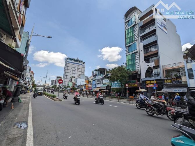 GIÁP QUẬN 1 -68m2 NHÀ DƯƠNG BÁ TRẠC NGANG 4.5 KIA MORNING TỚI NHÀ 💸 Chỉ 6T tí - 2