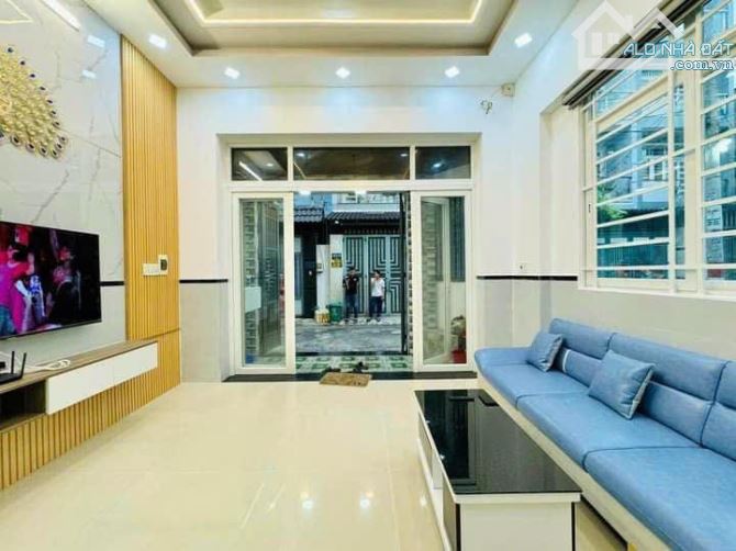 Kẹt vốn KD chính chủ bán gấp nhà Lê Hồng Phong, p12, Q10. Giá chỉ 3,25tỷ. 52m2. Hẻm xe hơi - 3