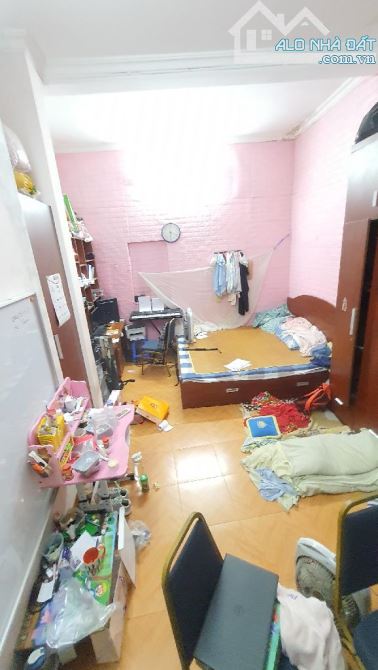 Bán 2 căn nhà 3 tầng cũ, riêng biệt, sổ đỏ 59m2, trung tâm quận Đống Đa, chỉ 10 tỷ - 3