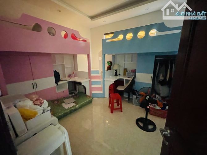 BÁN NHÀ 4 TẦNG MỚI - GẦN TRỤC TÔ NGỌC VÂN - CÂY KEO - TAM PHÚ - THỦ ĐỨC - 3