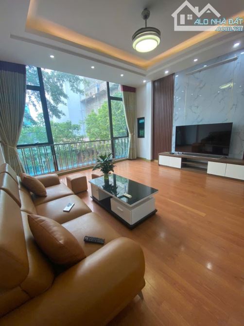 Trần Quốc Hoàn, | 52m² | 6 tầng | mt5m | Giá 12.6 tỷ - Phân lô ô tô tránh, kinh doanh đỉnh - 3