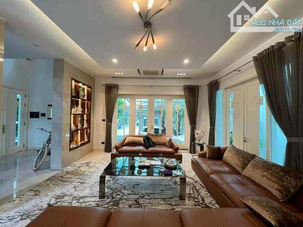 BÁN BIỆT THỰ VƯỜN ĐÀO - ĐẲNG CẤP KHÔNG GIAN SỐNG - VIEW HỒ TÂY SÁT LOTTE, 186M2, MT15.5M - 5