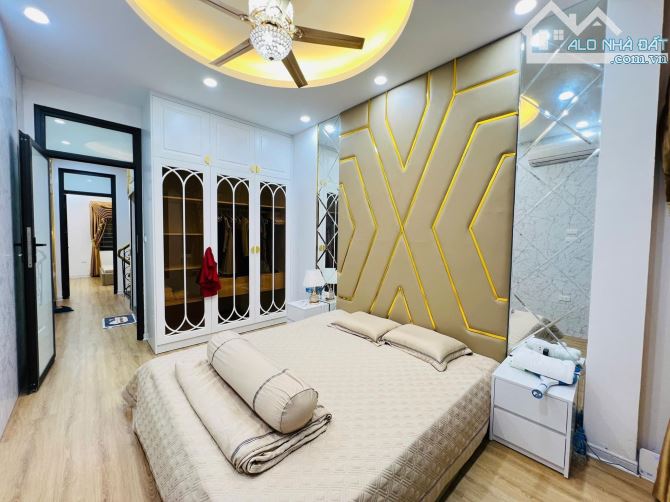 BÁN NHÀ ĐẶNG TIẾN ĐÔNG - ĐỐNG ĐA -  NỘI THẤT LUXURY ĐẲNG CẤP - OTO ĐỖ CỔNG - TẶNG FULL NỘI - 4