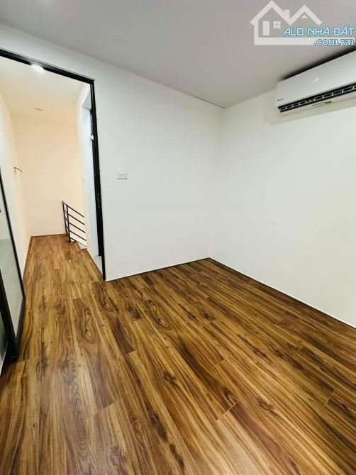 GẤP CẦN TÌM CHỦ MỚI Kim Mã 25m2 x 4T Giá 4.5 tỷ Ba Đình ( có thương lượng)  🏠🏠TRUN - 4