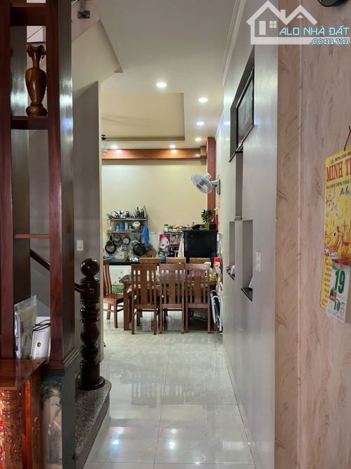 8 TỶ990 -BÁN NHÀ MỚI 3 LẦU , đg 8m .gần hoàng diệu 2 , p. linh trung , tp. thủ đức. - 6