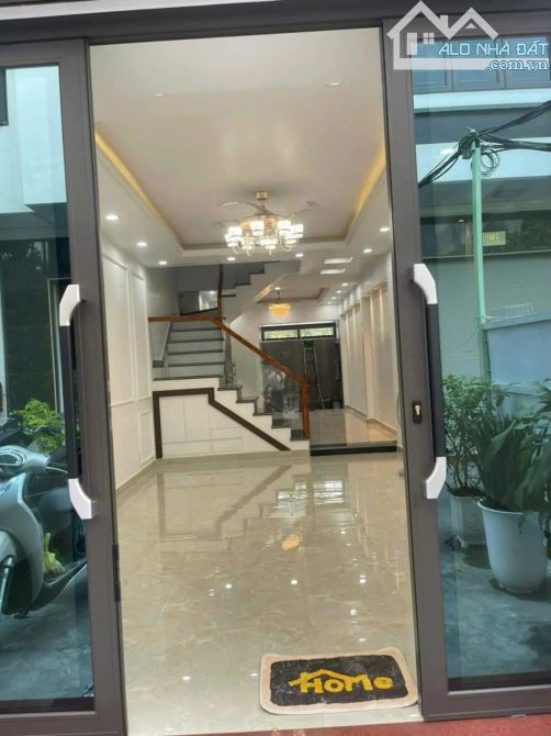 Cho thuê nhà mới tinh tại đường Đoàn Kết - Đằng Hải, 50M2, 4 TẦNG, 4 NGỦ, 10TRIỆU