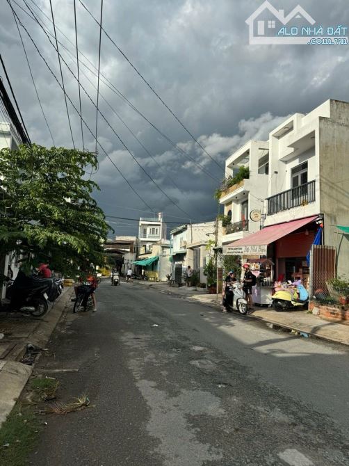 HXH Đặng Văn Bi, Trường Thọ, Thủ Đức, DTSD 180m2, 4 Tầng, 4Pn, Hơn 7 Tỷ