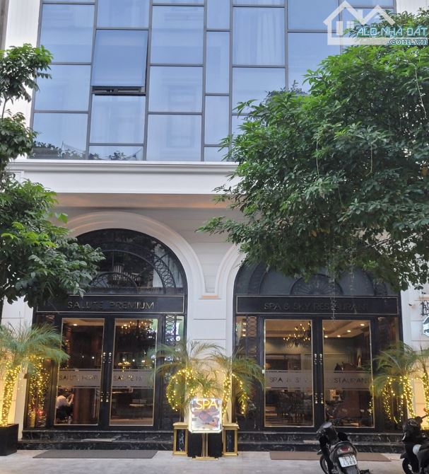 Bán Tòa Văn Phòng Mặt Phố Xuân Diệu, Tây Hồ DT 300m2, 11T, MT 10.5m. Giá Cực Rẻ