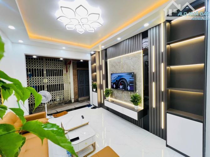 Bán căn hộ tập thể Thanh Xuân Bắc, ngõ 3 Khuất Duy Tiến, chính chủ, sổ 17.6m2 (Sổ chung),