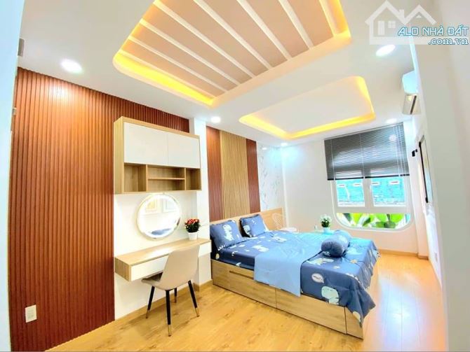 5.950 TY TL -PHÚ NHUẬN KHU VIP, PHAN XÍCH LONG - BA MẶT HẺM