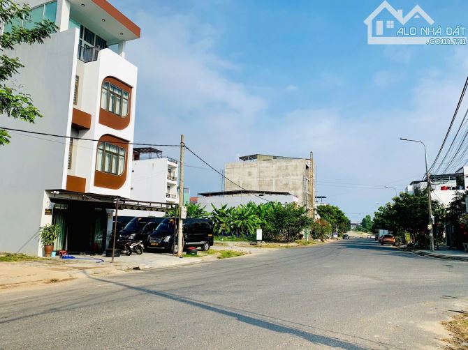 Bán RẺ Lô Đất Đẹp 100m2 (5X20) - MT Đường 11m Đoàn Khuê - KĐT Nam Việt Á - Giá RẺ