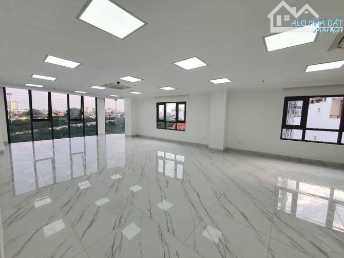 chủ cần bán tòa Building Hoàng Quốc Việt, thông sàn, vỉa hè, PCCC , 125m2 chỉ 51 tỷ - 1