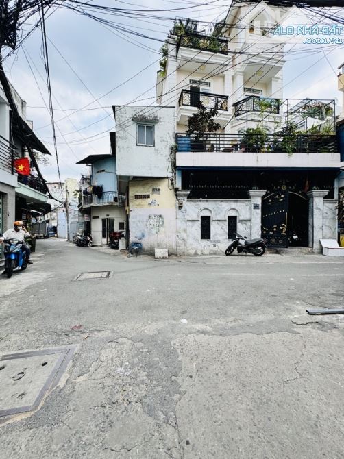 Nhà Bán Đông Hồ, Hẻm Xe Tải, Vị Trí Kinh Doanh, p8, 33m2, 4 Tầng Giá 7,3 Tỷ - 1