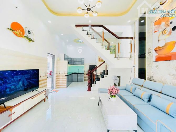 Phan huy ích P.14 Gò Vấp HXH ngang 4,2m 2 tầng 4tỷ38 - 1