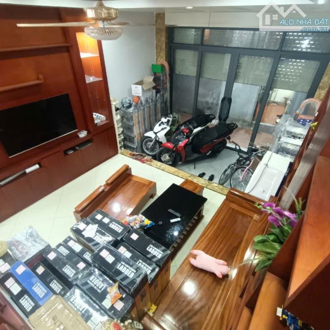 MỸ ĐÌNH NHÀ ĐẸP DÂN XÂY-DT50M2 4 TẦNG Ô TÔ ĐỖ CỔNG -FULL NỘI THẤT GIÁ 9 TY X - 1