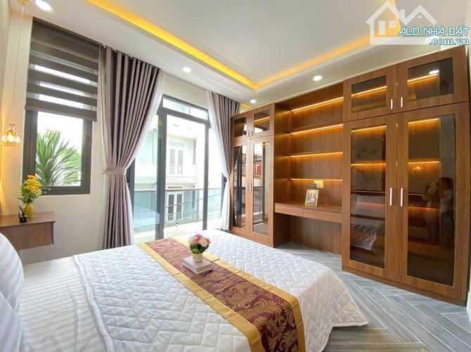 Nhà hẻm 102 Hồ Biểu Chánh 1T1L2L sau lưng trường ThCS Đoàn Thị Điểm, dt: 55m2 / giá 3tỷ050 - 13